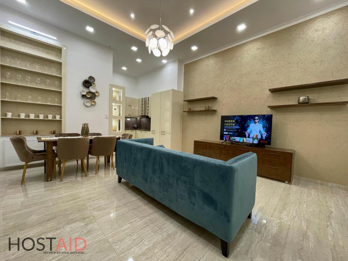 G7 Budapest - Hostaid Extérieur photo